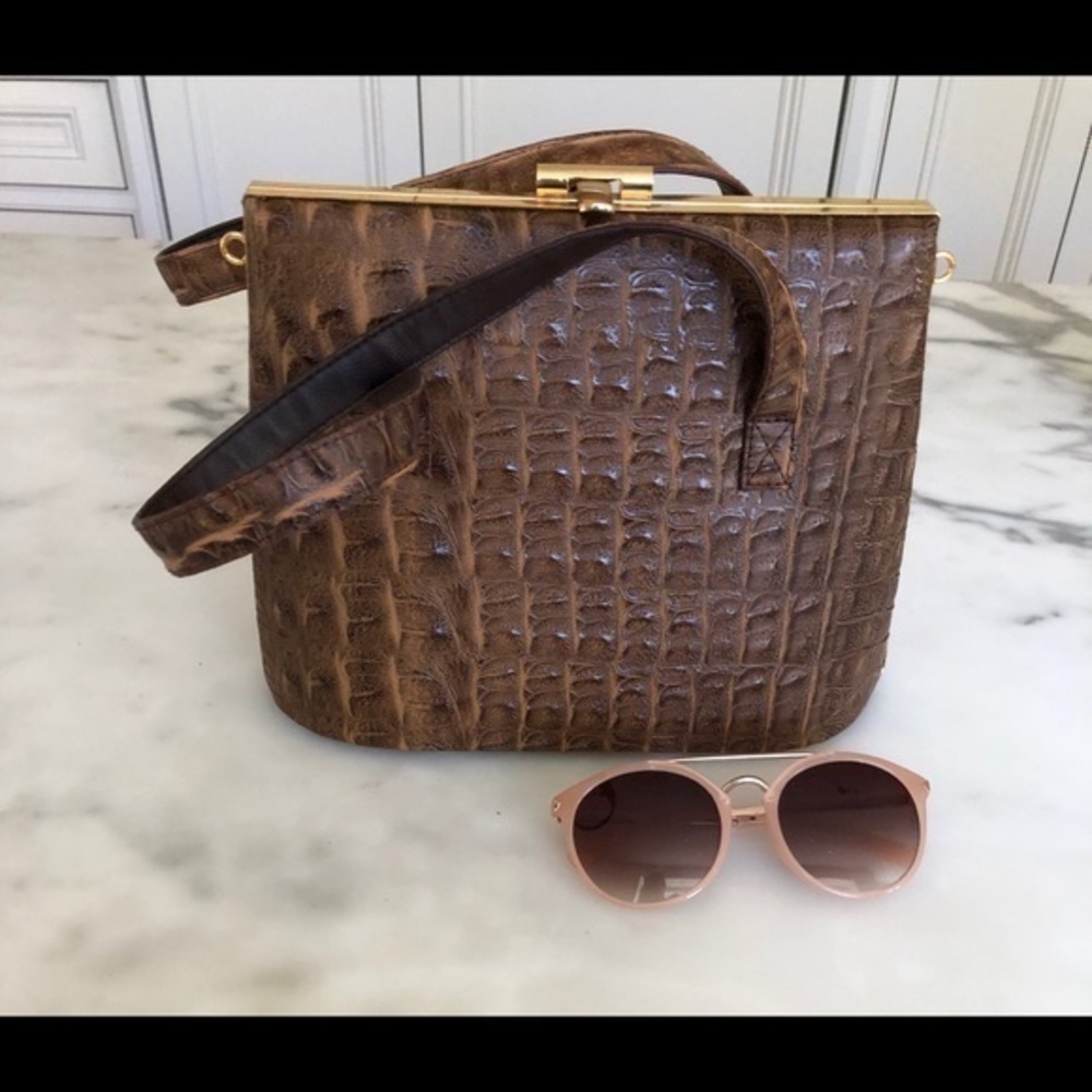 Vintage Alligator Comeco Clamp Bag.